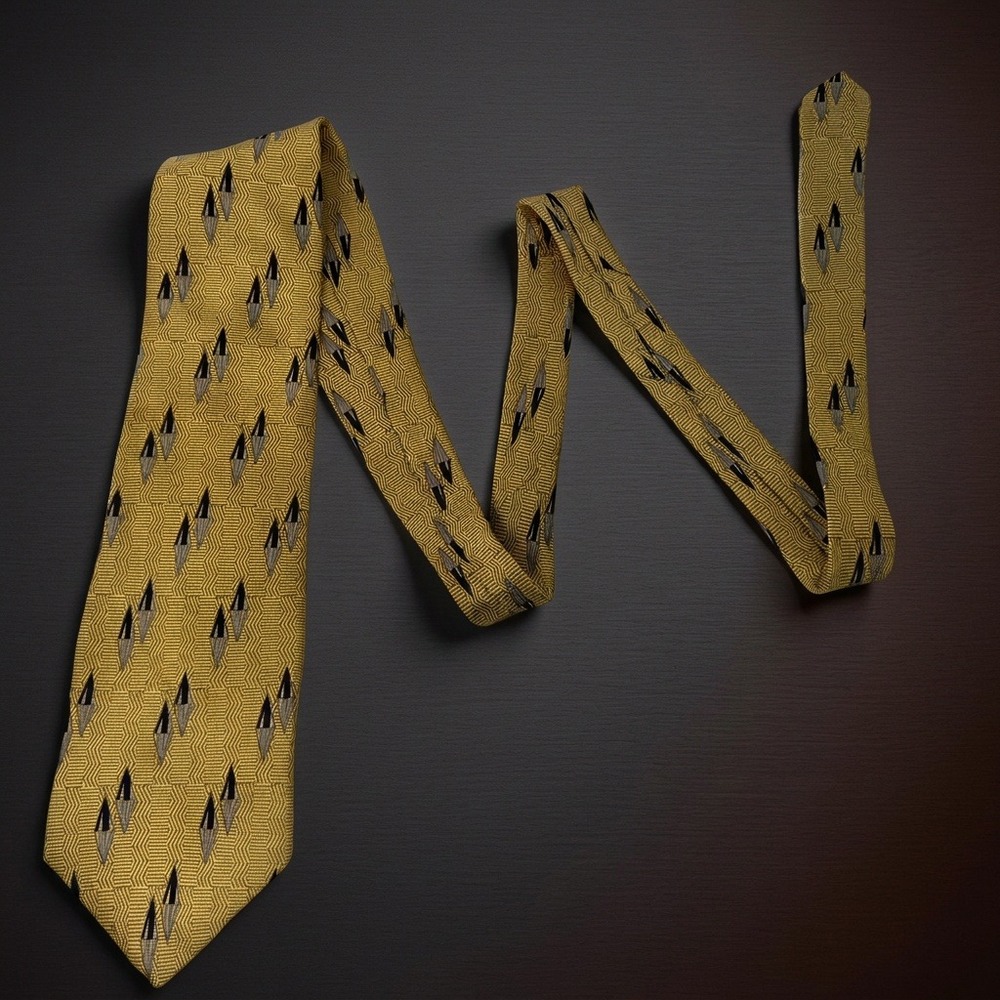 Bill Blass Black Label Mens Geometric Woven Necktie 100% Silk OS Gold Preowned